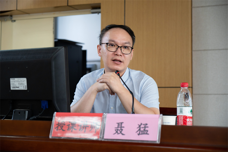7b5cc51fedada2d8eade81941177b40_副本.jpg