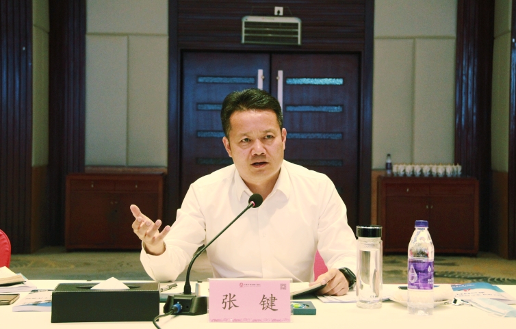 张总会场.jpg
