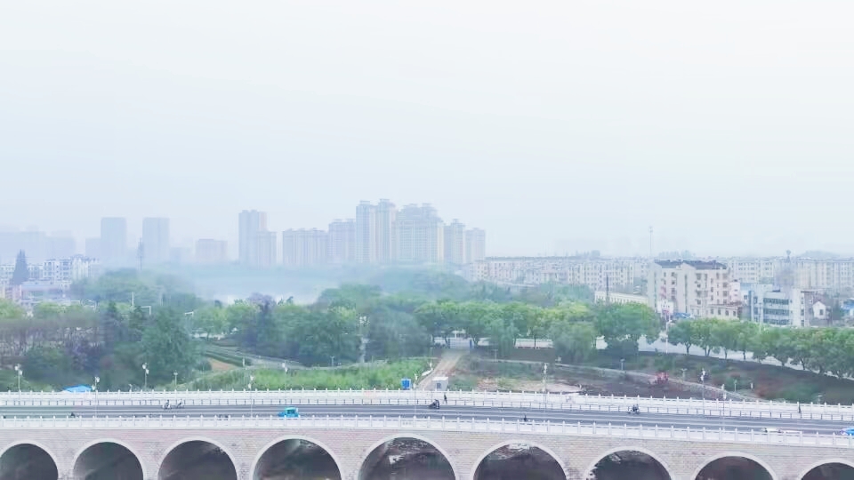 桥洞.jpg